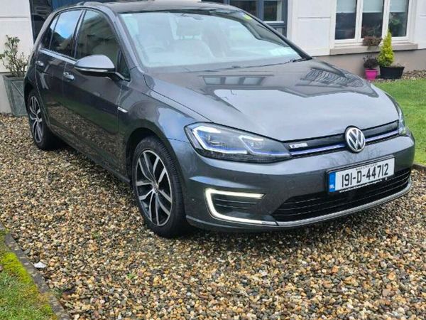 Volkswagen Golf Estate, Electric, 2019, Grey