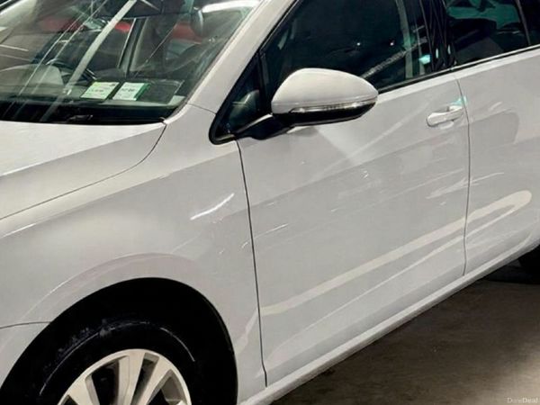 Volkswagen Golf Hatchback, Petrol, 2017, White