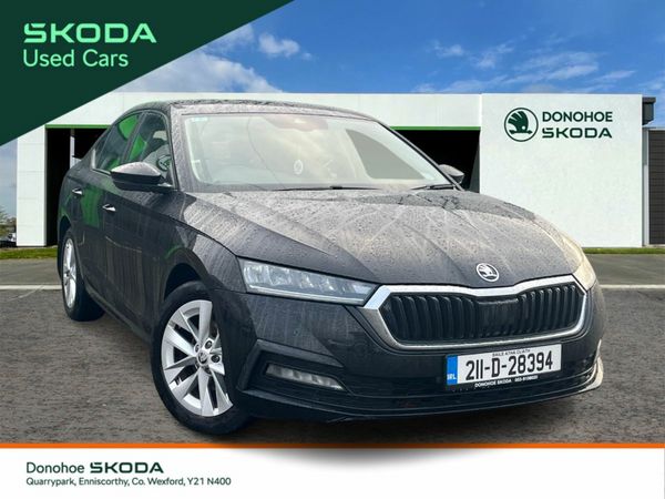 Skoda Octavia Saloon, Diesel, 2021, Black