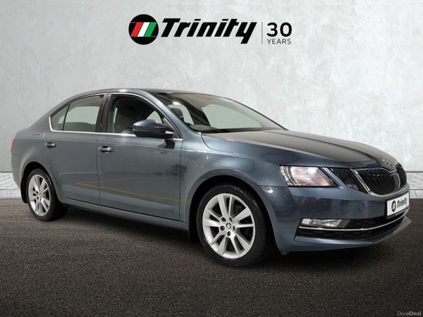 Skoda Octavia Saloon, Diesel, 2018, Grey
