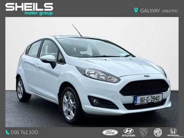 Ford Fiesta Hatchback, Petrol, 2016, White