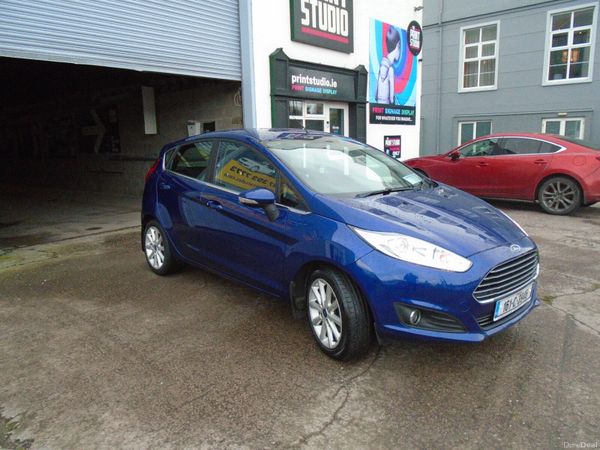 Ford Fiesta Hatchback, Petrol, 2016, Blue