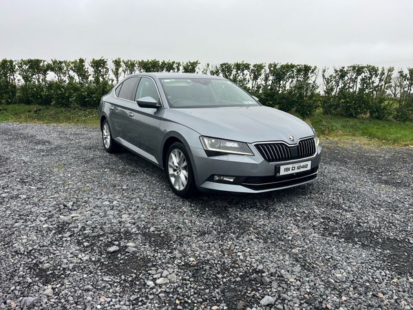 Skoda Superb Saloon, Diesel, 2019, Grey