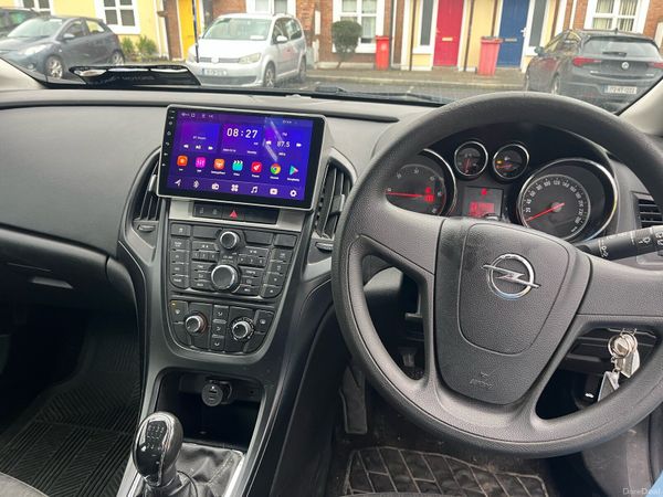 Opel Astra Hatchback, Diesel, 2014, Grey