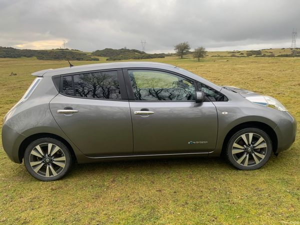 Nissan Leaf Hatchback, Electric, 2016, Grey