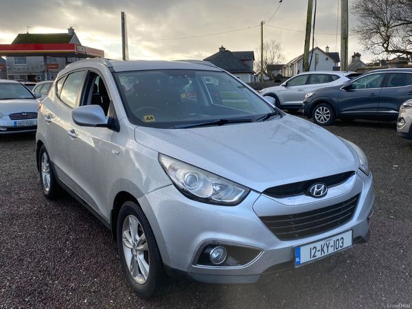 Hyundai ix35 SUV, Diesel, 2012, Silver