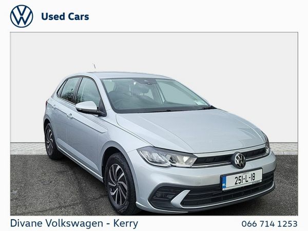 Volkswagen Polo Hatchback, Petrol, 2025, Silver