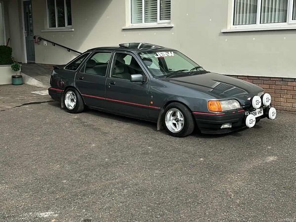 Ford Sierra Hatchback, Petrol, 1992, Grey