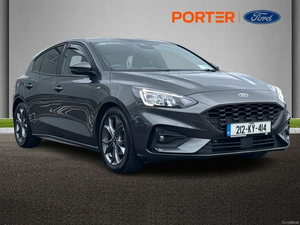 Ford Focus Hatchback, Diesel, 2021, Grey