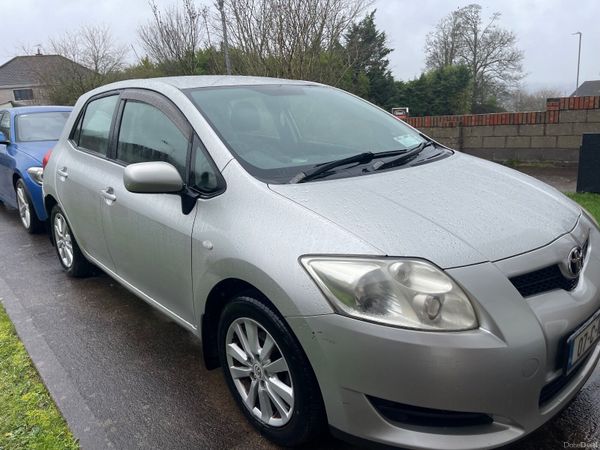 Toyota Auris Hatchback, Petrol, 2007, Silver