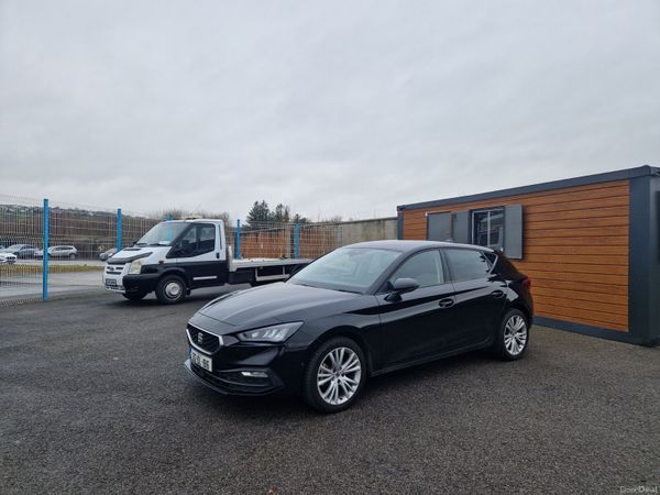SEAT Leon Hatchback, Diesel, 2021, Black
