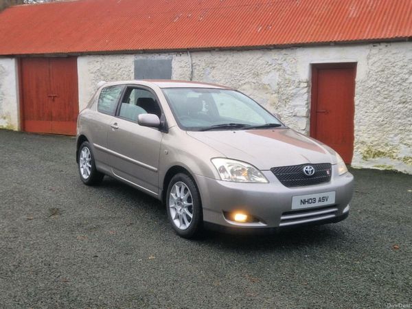 Toyota Corolla Hatchback, Petrol, 2003, Silver