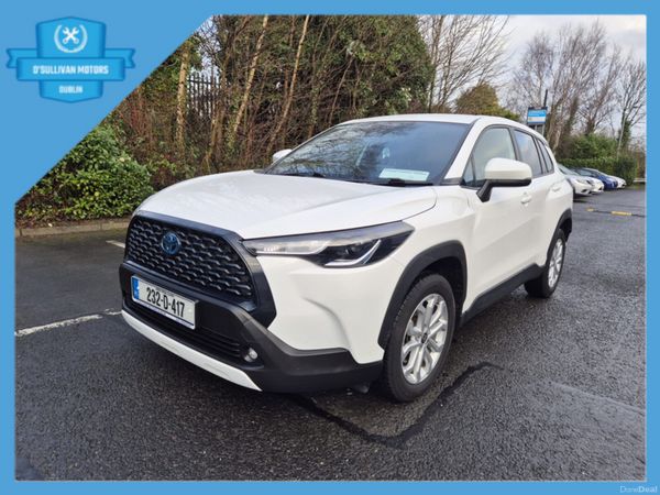Toyota Corolla Cross Hatchback, Petrol Hybrid, 2023, White