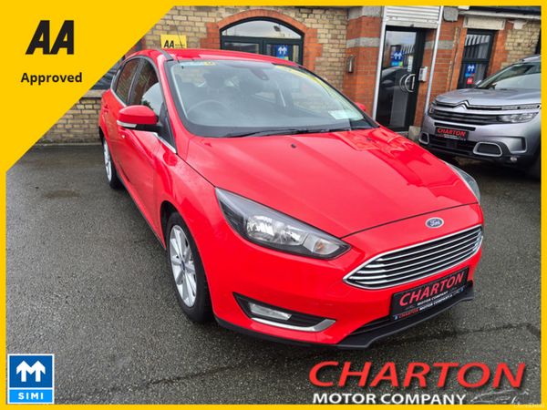 Ford Focus Hatchback, Diesel, 2017, Red