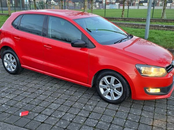 Volkswagen Polo Hatchback, Diesel, 2014, Orange