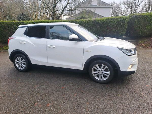 SsangYong Tivoli SUV, Diesel, 2016, White
