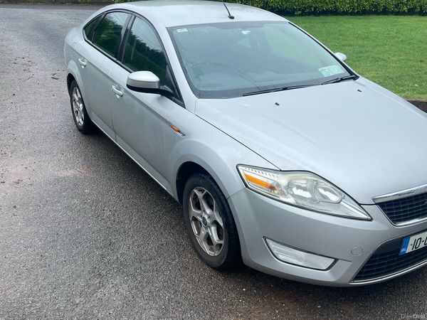 Ford Mondeo Hatchback, Diesel, 2010, Silver