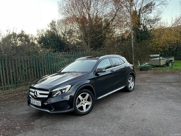 Mercedes-Benz GLA SUV, Diesel, 2015, Black