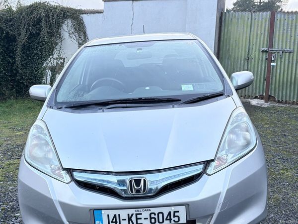 Honda Fit Hatchback, Petrol Hybrid, 2014, Silver