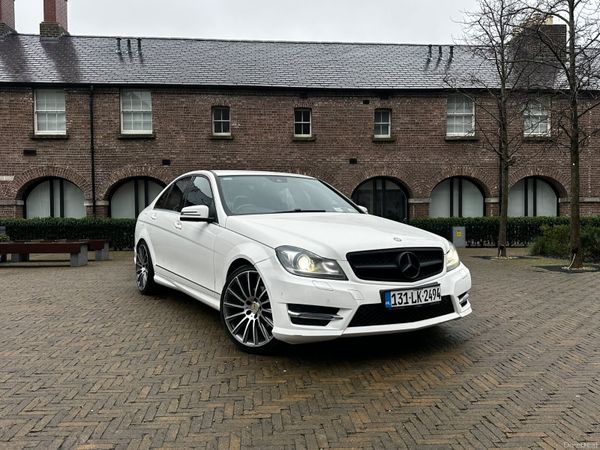 Mercedes-Benz C-Class Saloon, Diesel, 2013, White