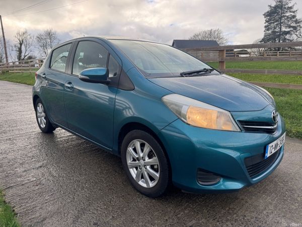 Toyota Yaris Hatchback, Petrol, 2012, Green