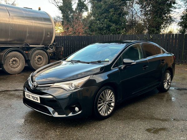 Toyota Avensis Saloon, Diesel, 2017, Grey
