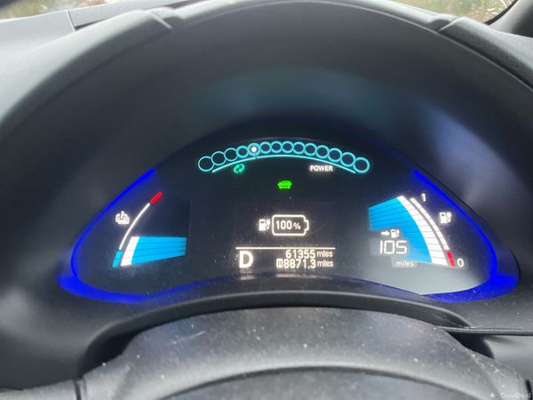 Nissan Leaf Hatchback, Electric, 2017, Silver