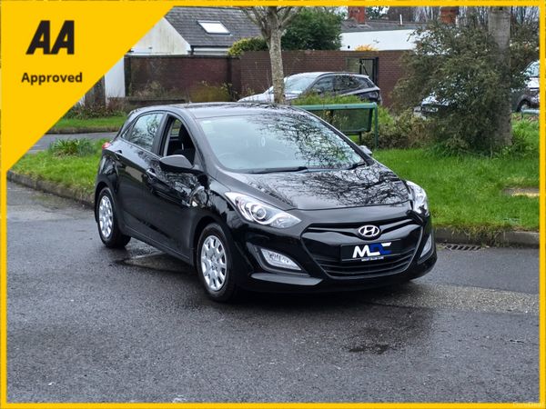 Hyundai i30 Hatchback, Petrol, 2014, Black