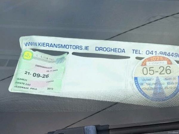 Volkswagen Polo Hatchback, Petrol, 2012, Silver