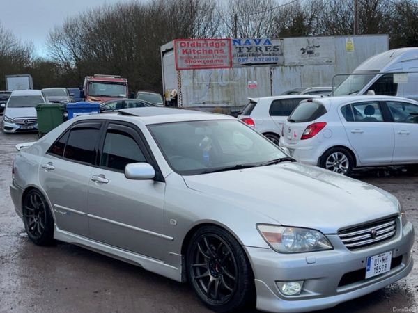 Lexus IS Saloon, Petrol, 2003, Silver