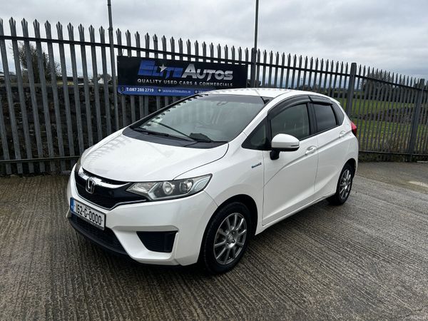 Honda Fit Hatchback, Petrol Hybrid, 2016, White