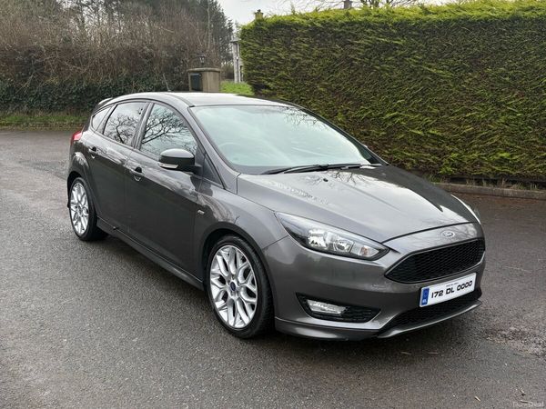 Ford Focus Hatchback, Petrol, 2017, Grey
