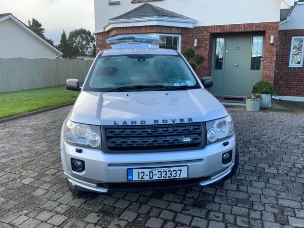 Land Rover Freelander SUV, Diesel, 2012, Silver