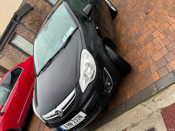 Vauxhall Corsa Hatchback, Petrol, 2011, Black