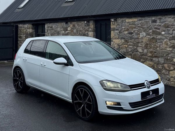 Volkswagen Golf Hatchback, Petrol, 2014, White