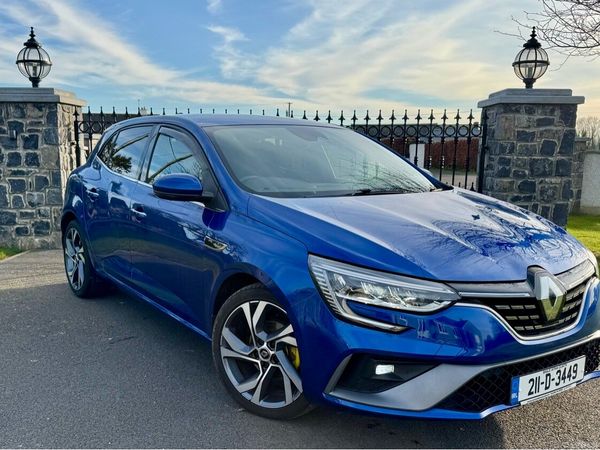 Renault Megane Hatchback, Diesel, 2021, Blue