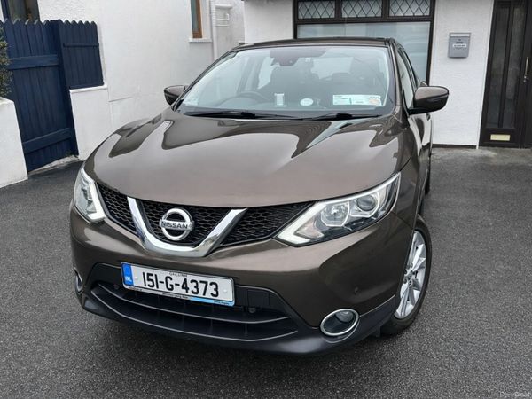 Nissan Qashqai Hatchback, Petrol, 2015, Brown
