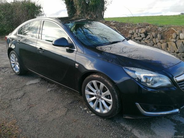 Vauxhall Insignia Hatchback, Diesel, 2016, Black