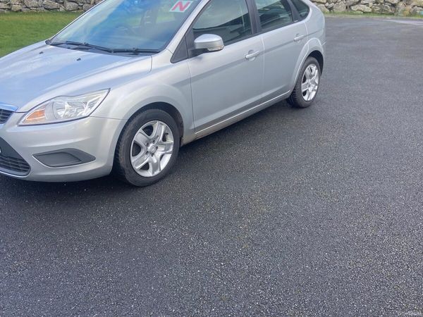 Ford Focus Hatchback, Diesel, 2010, Silver