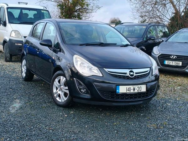 Opel Corsa Hatchback, Petrol, 2014, Black
