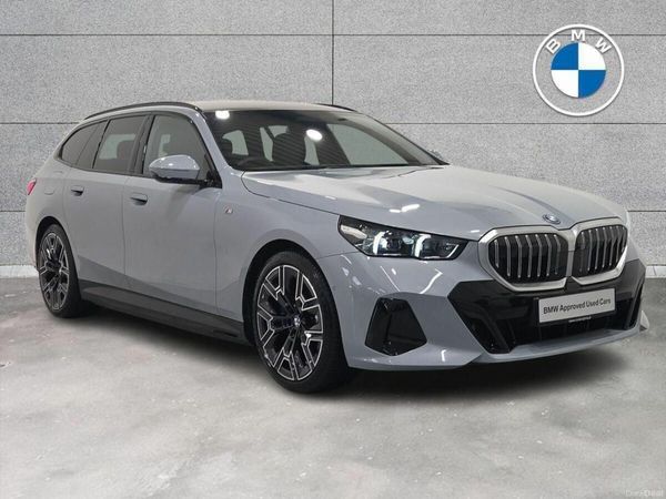 BMW 5-Series Estate, Petrol Plug-in Hybrid, 2025, Grey