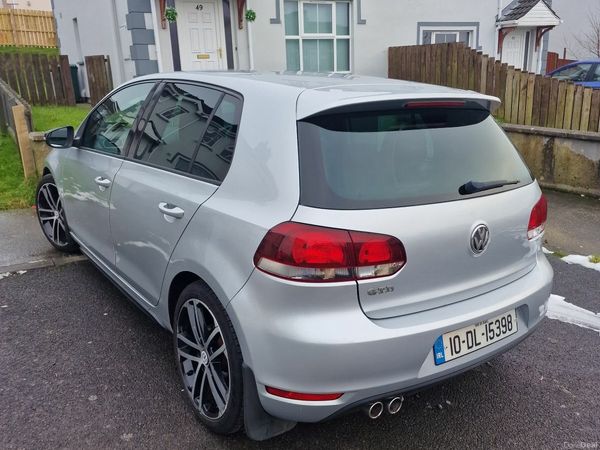 Volkswagen Golf Hatchback, Diesel, 2010, Silver