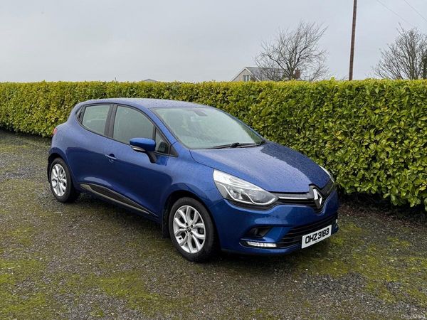 Renault Clio Hatchback, Petrol, 2018, Blue