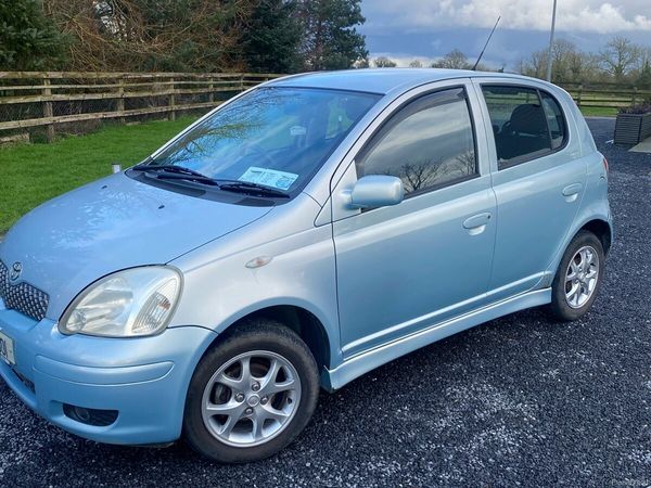 Toyota Yaris Hatchback, Petrol, 2004, Blue