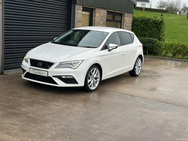 SEAT Leon Hatchback, Petrol, 2018, White