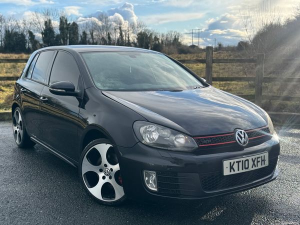 Volkswagen Golf Hatchback, Petrol, 2010, Black