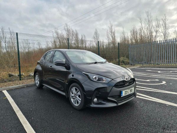 Toyota Yaris Hatchback, Petrol, 2022, Black