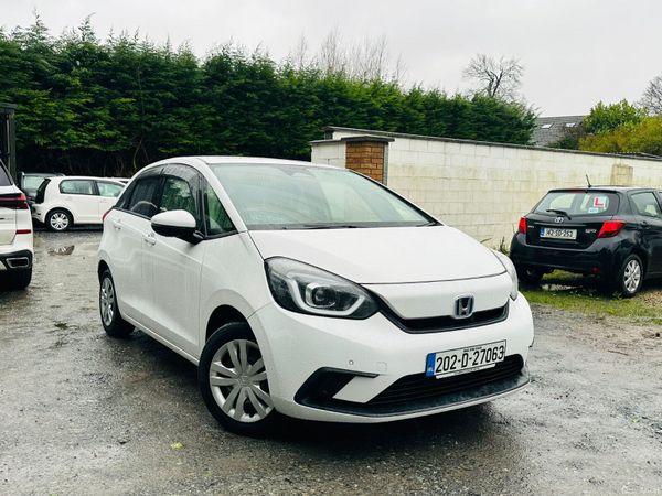 Honda Fit Hatchback, Petrol Hybrid, 2020, White