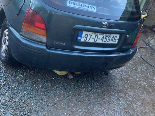Toyota Starlet Hatchback, Petrol, 1997, Green