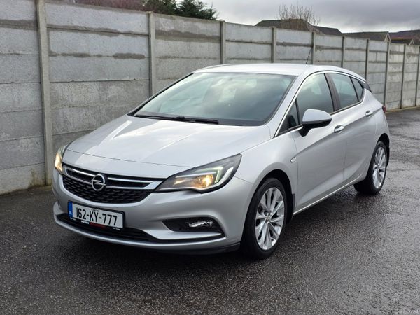 Opel Astra Hatchback, Diesel, 2016, Silver